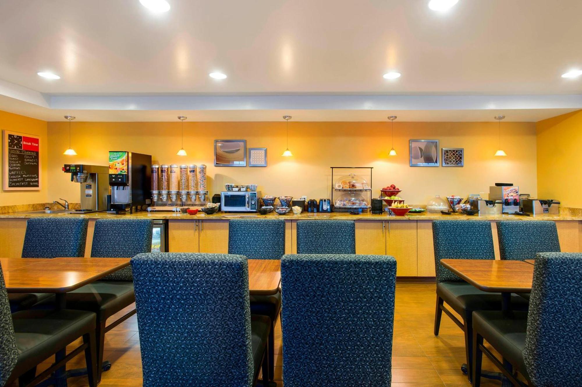 Towneplace By Marriott Kansas City Hotel Overland Park